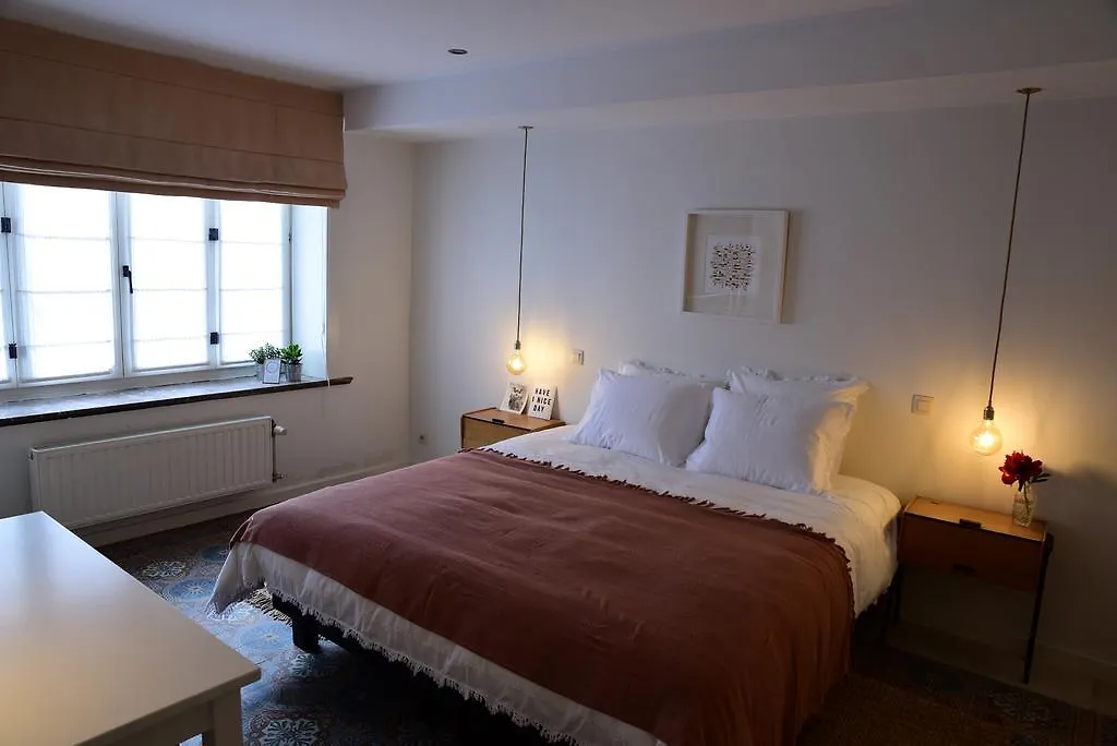 B&B The Nest Bruksela Nocleg ze śniadaniem